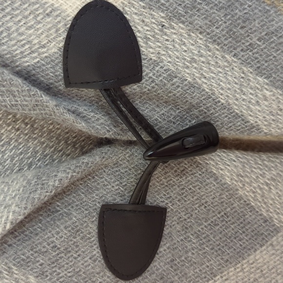 Modena Wrap - Picture 5 of 7